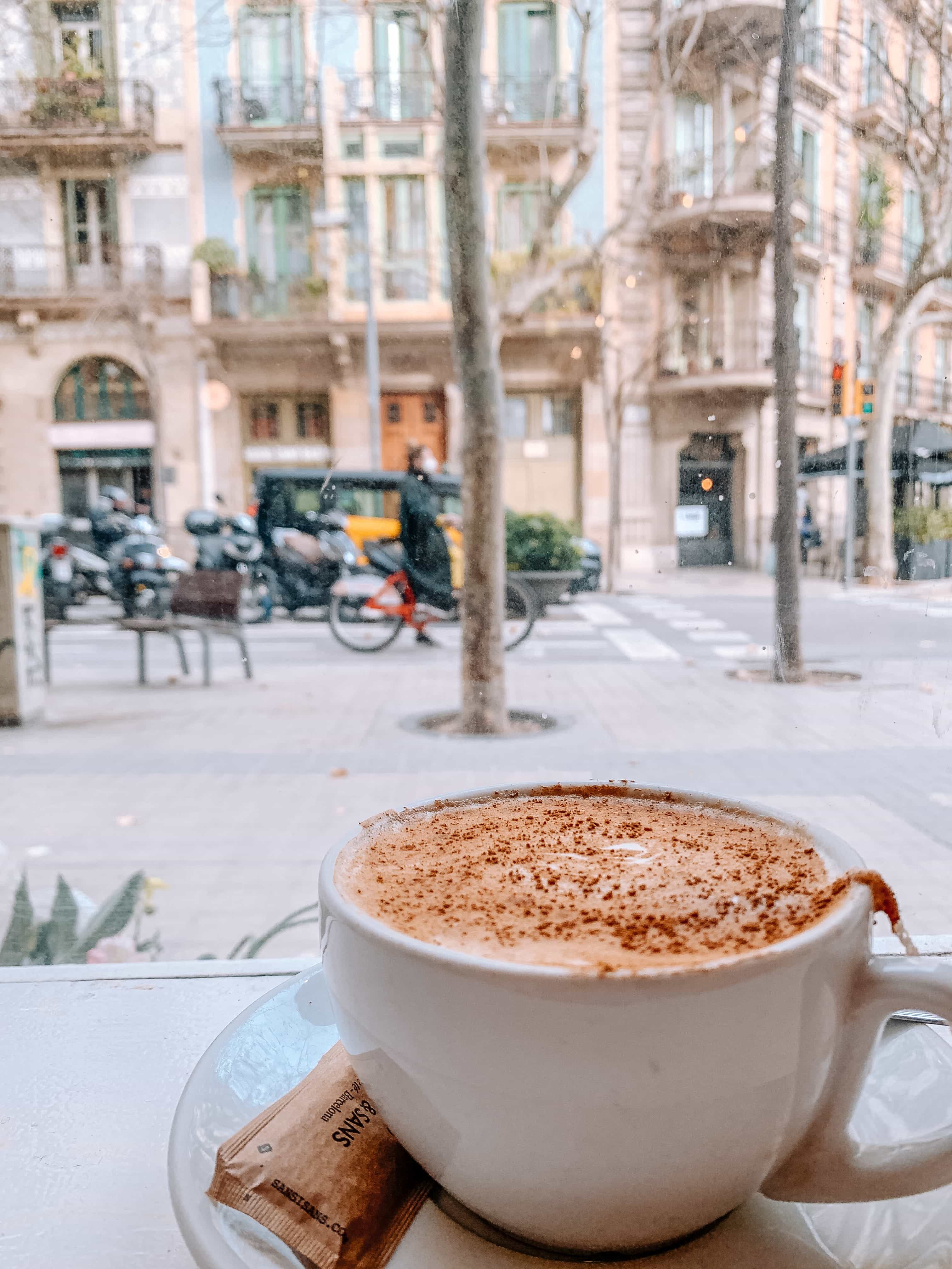 Best brunch and coffee restaurants in Barcelona, Spain @thetriplog